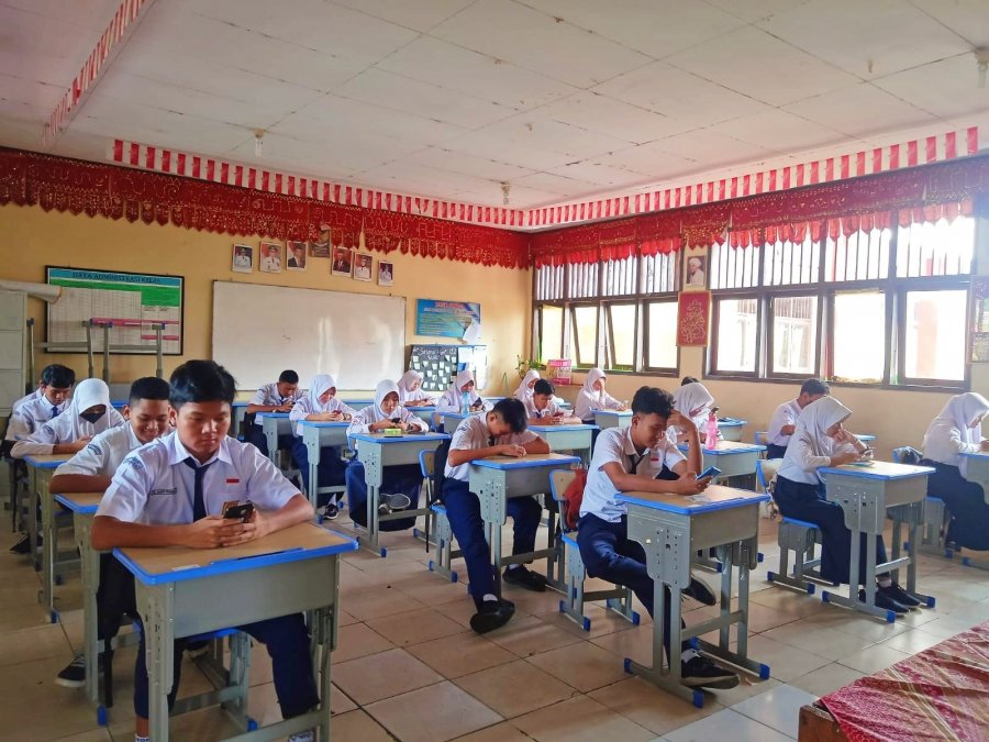 Seluruh Siswa SMPN 3 Bandar Lampung Ikuti US Kelulusan