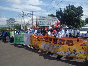 Memperingati May Day, Seluruh Buruh Lampung Demo Tuntut UU Ciptaker di Cabut